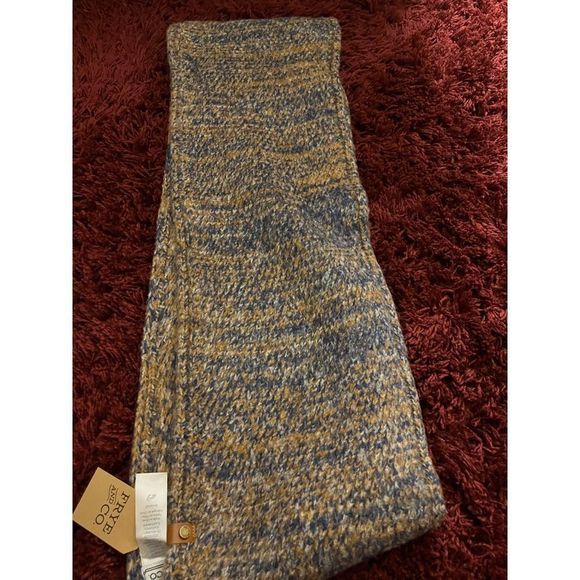 Cold Weather Frye and Co Infinity Scarf and Headband Set - Picture 4 of 8